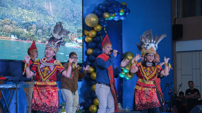 Dua Tahun Marianna Resort: Pesta Gemerlap di Tepi Danau Toba Dua Tahun Marianna Resort: Pesta Gemerlap di Tepi Danau Toba