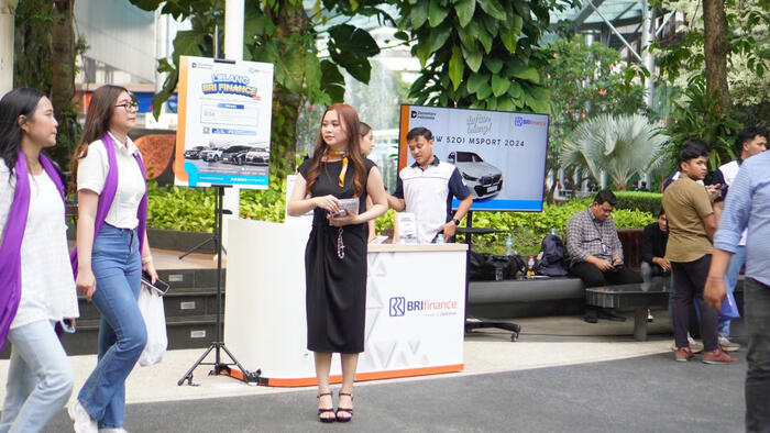 BRI Finance Gelar Lelang Mobil Bekas Berkualitas, Bunga Mulai 0,36% per Bulan BRI Finance Gelar Lelang Mobil Bekas Berkualitas, Bunga Mulai 0,36% per Bulan