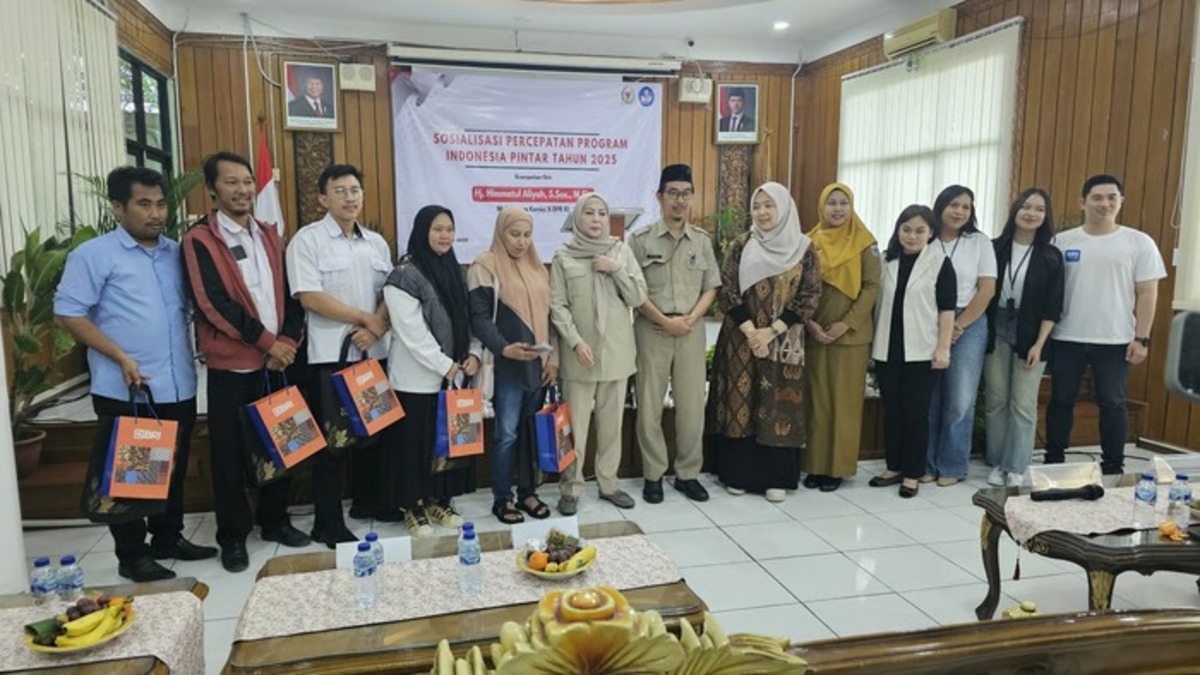 BRI Branch Office Tanah Abang Dukung Kunjungan Kerja Komisi X DPR RI dan Sekretaris Jenderal Kemendikdasmen RI dalam Sosialisasi Program Indonesia Pintar 2025 BRI Branch Office Tanah Abang Dukung Kunjungan Kerja Komisi X DPR RI dan Sekretaris Jenderal Kemendikdasmen RI dalam Sosialisasi Program Indonesia Pintar 2025