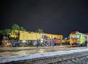 KAI Sampaikan Permohonan Maaf, Jalur KA Kedunggedeh Sudah Dapat Dilalui Normal Dua Arah KAI Sampaikan Permohonan Maaf, Jalur KA Kedunggedeh Sudah Dapat Dilalui Normal Dua Arah