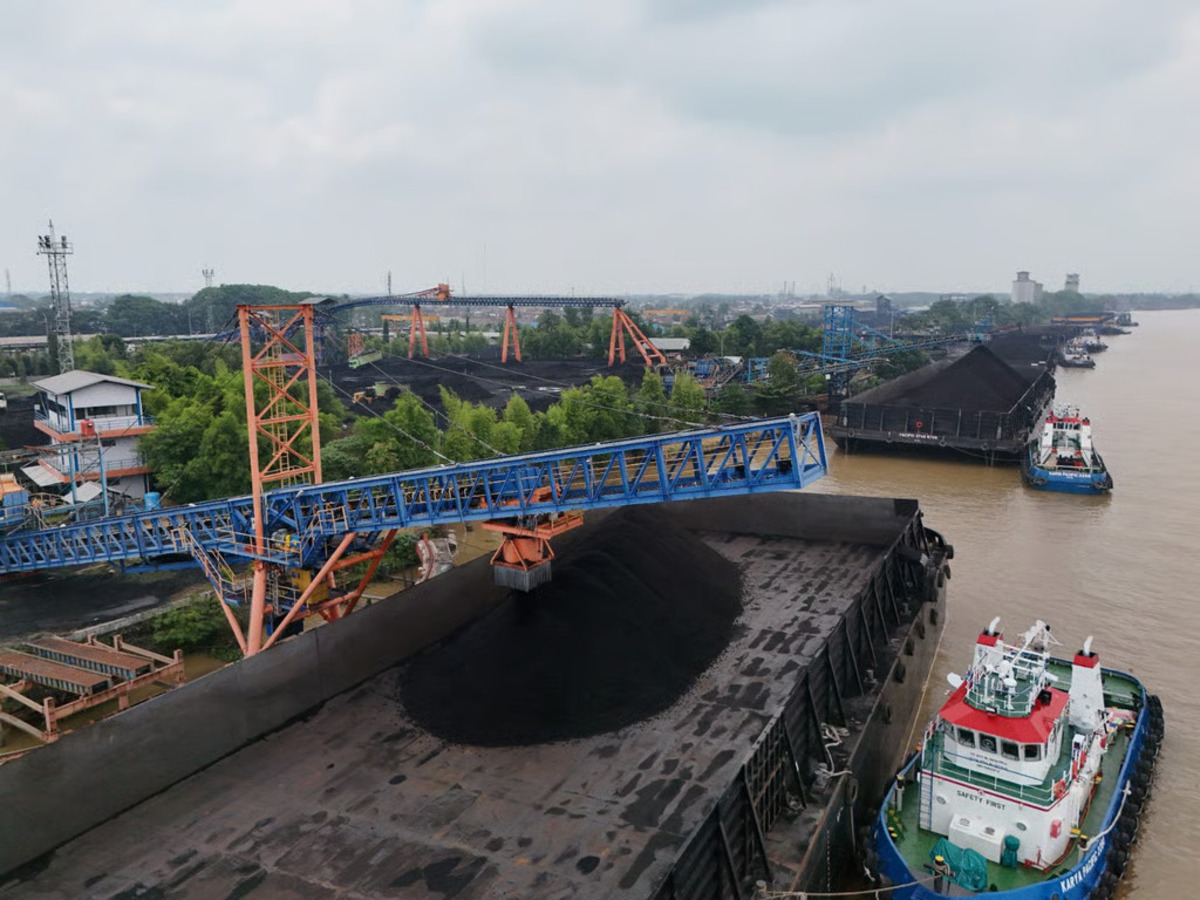 KAI Logistik Kembali Menguat, Kinerja Batu Bara Melonjak di Triwulan III 2025 KAI Logistik Kembali Menguat, Kinerja Batu Bara Melonjak di Triwulan III 2025