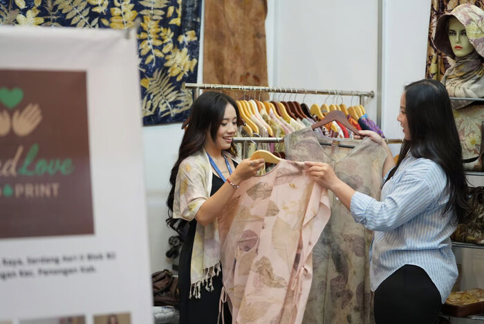 Dukung UMKM Naik Kelas, Jasa Marga Fasilitasi Mitra Binaan pada Trade Expo Indonesia 2025 Dukung UMKM Naik Kelas, Jasa Marga Fasilitasi Mitra Binaan pada Trade Expo Indonesia 2025