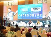 Pelindo Solusi Logistik Gaungkan Semangat Transformasi & Efisiensi Bidang Transportasi dan Distribusi di Indonesia Economic Outlook 2026 Pelindo Solusi Logistik Gaungkan Semangat Transformasi & Efisiensi Bidang Transportasi dan Distribusi di Indonesia Economic Outlook 2026