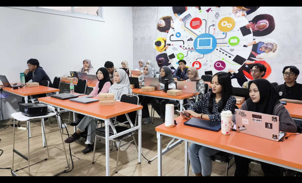 Telkom AI Connect di Makassar, Desain Kreatif dengan Advanced Prompting in Generative AI