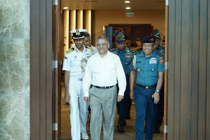 Jenderal Anil Chauhan Kunjungi Indonesia untuk Perkuat Kerja Sama Pertahanan Jenderal Anil Chauhan Kunjungi Indonesia untuk Perkuat Kerja Sama Pertahanan