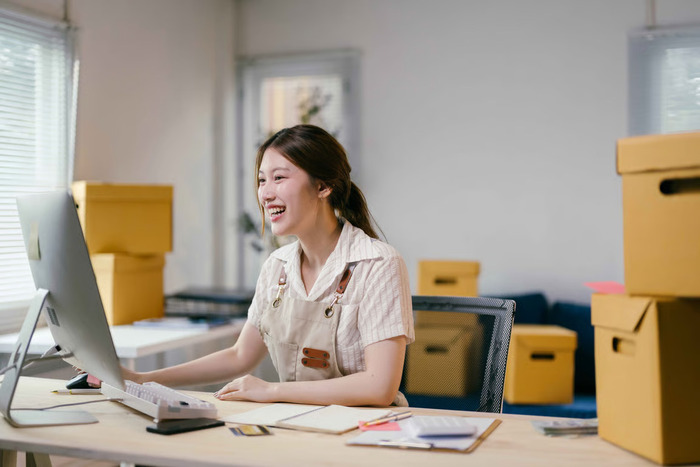 Rute Laut Merah Kacau: Kapan Beralih ke Air Freight untuk Ekspor? Rute Laut Merah Kacau: Kapan Beralih ke Air Freight untuk Ekspor?