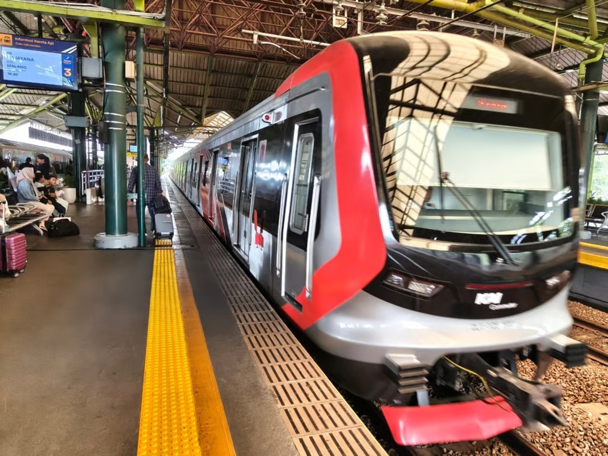 Keselamatan Jadi Prioritas Utama, KAI Group Pastikan Prosedur Penanganan Darurat Sesuai Standar Internasional dan Inklusif bagi Semua Pelanggan Keselamatan Jadi Prioritas Utama, KAI Group Pastikan Prosedur Penanganan Darurat Sesuai Standar Internasional dan Inklusif bagi Semua Pelanggan