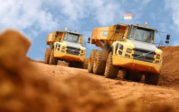 MIND ID Perkuat Komitmen Transisi Energi Lewat Hilirisasi Bauksit MIND ID Perkuat Komitmen Transisi Energi Lewat Hilirisasi Bauksit