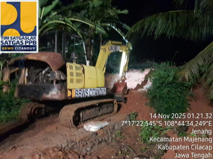 Menteri PU Sampaikan Duka Cita Atas Banjir dan Longsor di Cilacap