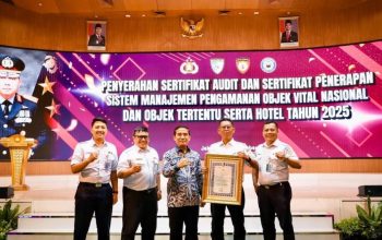 Stasiun Gambir Raih Sertifikat Sistem Manajemen Pengamanan Kategori GOLD dari Baharkam Polri Stasiun Gambir Raih Sertifikat Sistem Manajemen Pengamanan Kategori GOLD dari Baharkam Polri