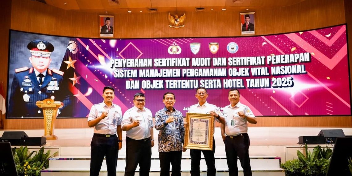 Stasiun Gambir Raih Sertifikat Sistem Manajemen Pengamanan Kategori GOLD dari Baharkam Polri