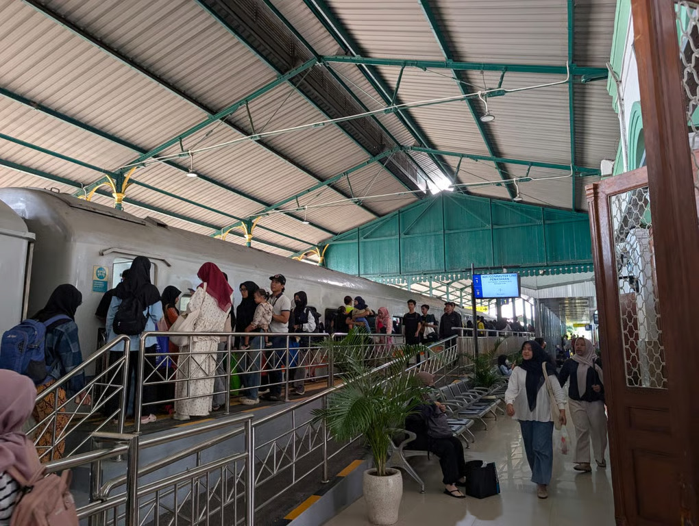 Masa Angkutan Nataru Berakhir, KAI Daop 7 Madiun Ingatkan Kembali kepada Masyarakat, Promo Diskon Tiket 30% Masih Berlaku Hingga 10 Januari 2026 Masa Angkutan Nataru Berakhir, KAI Daop 7 Madiun Ingatkan Kembali kepada Masyarakat, Promo Diskon Tiket 30% Masih Berlaku Hingga 10 Januari 2026